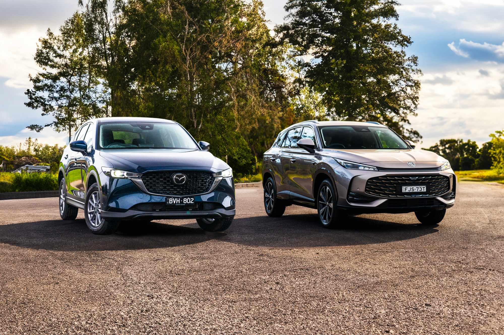 2025 MG HS Essence vs Mazda CX-5 Maxx Sport FWD: Spec Battle Comparison